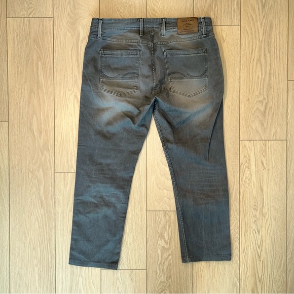Jack & Jones Slim Fit Button Fly Jeans Size 36 - Picture 2 of 3